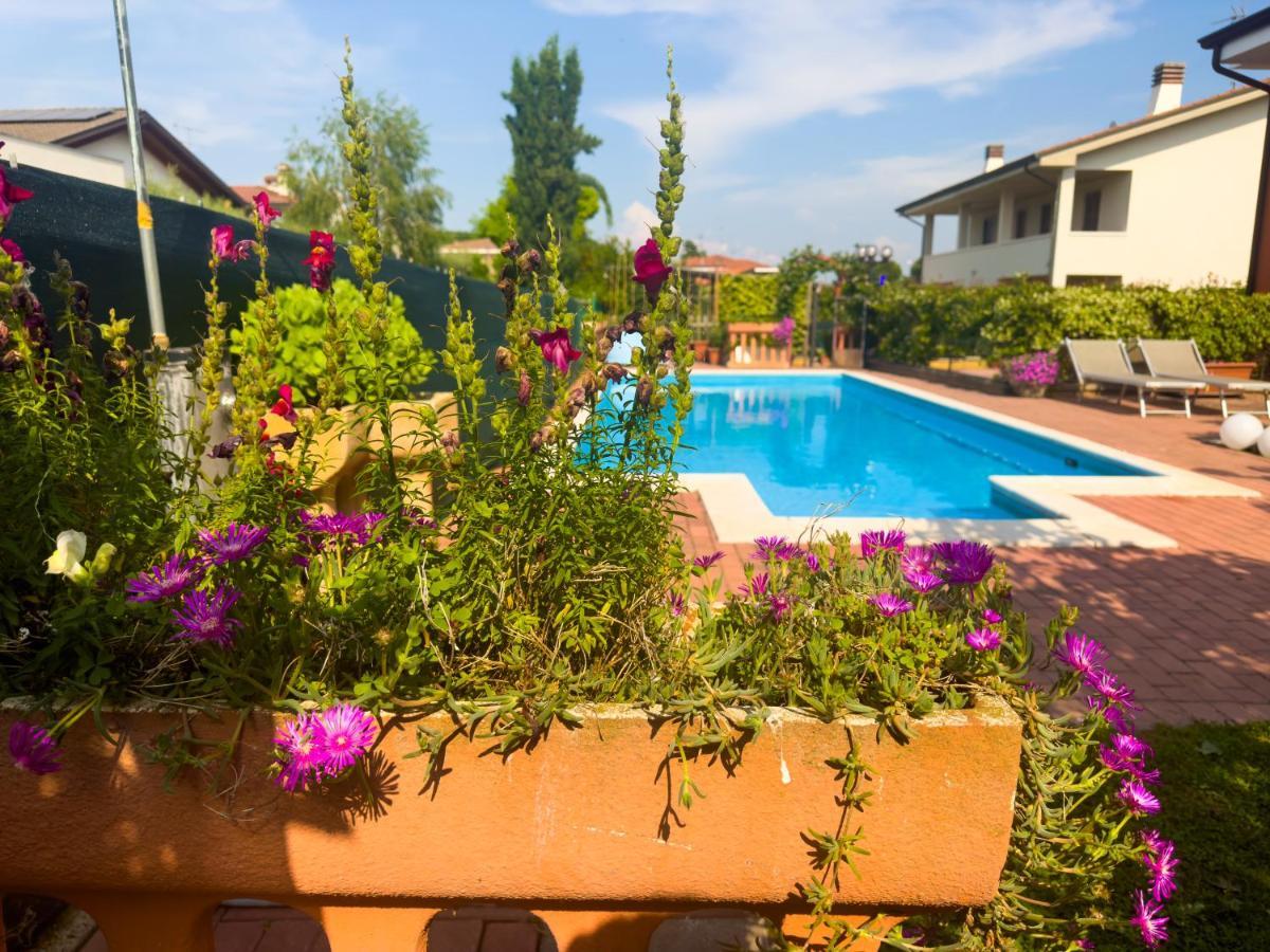 Casa Fanny Hotel Castelnuovo del Garda Exterior photo